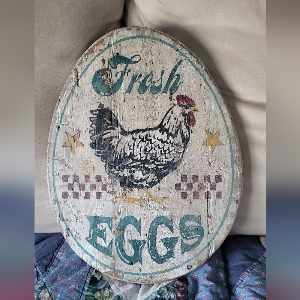 Rustic Fresh Eggs Sign with Rooster Design